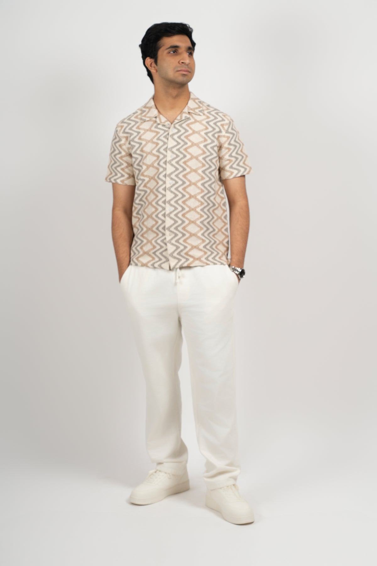 The Vintage Voltage Shirt - Beige