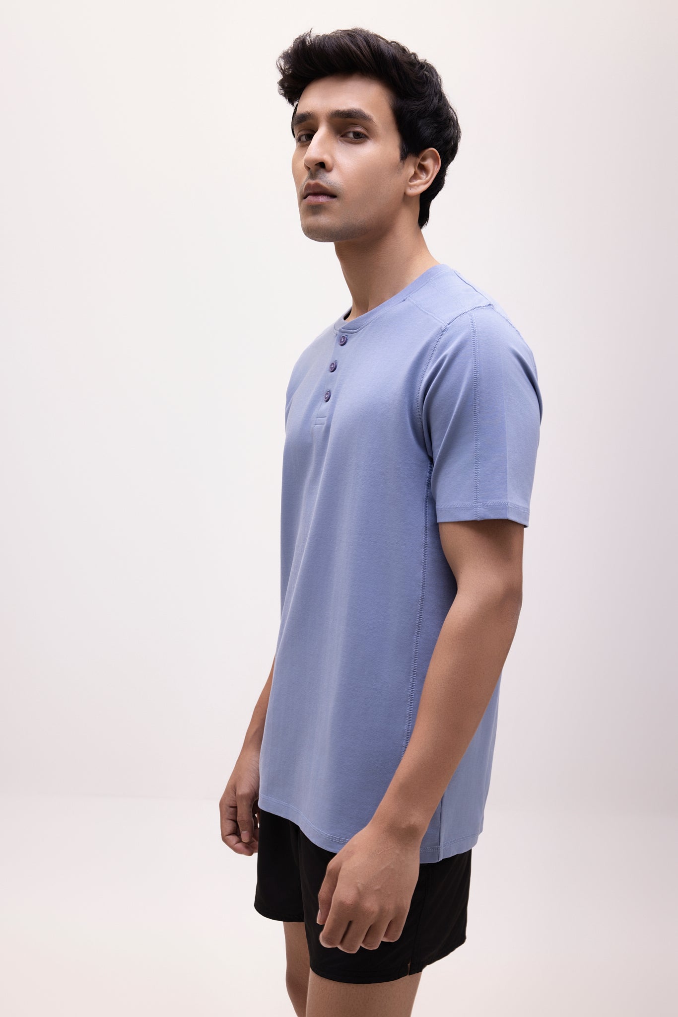 The Daily Stretch Henley - Navy