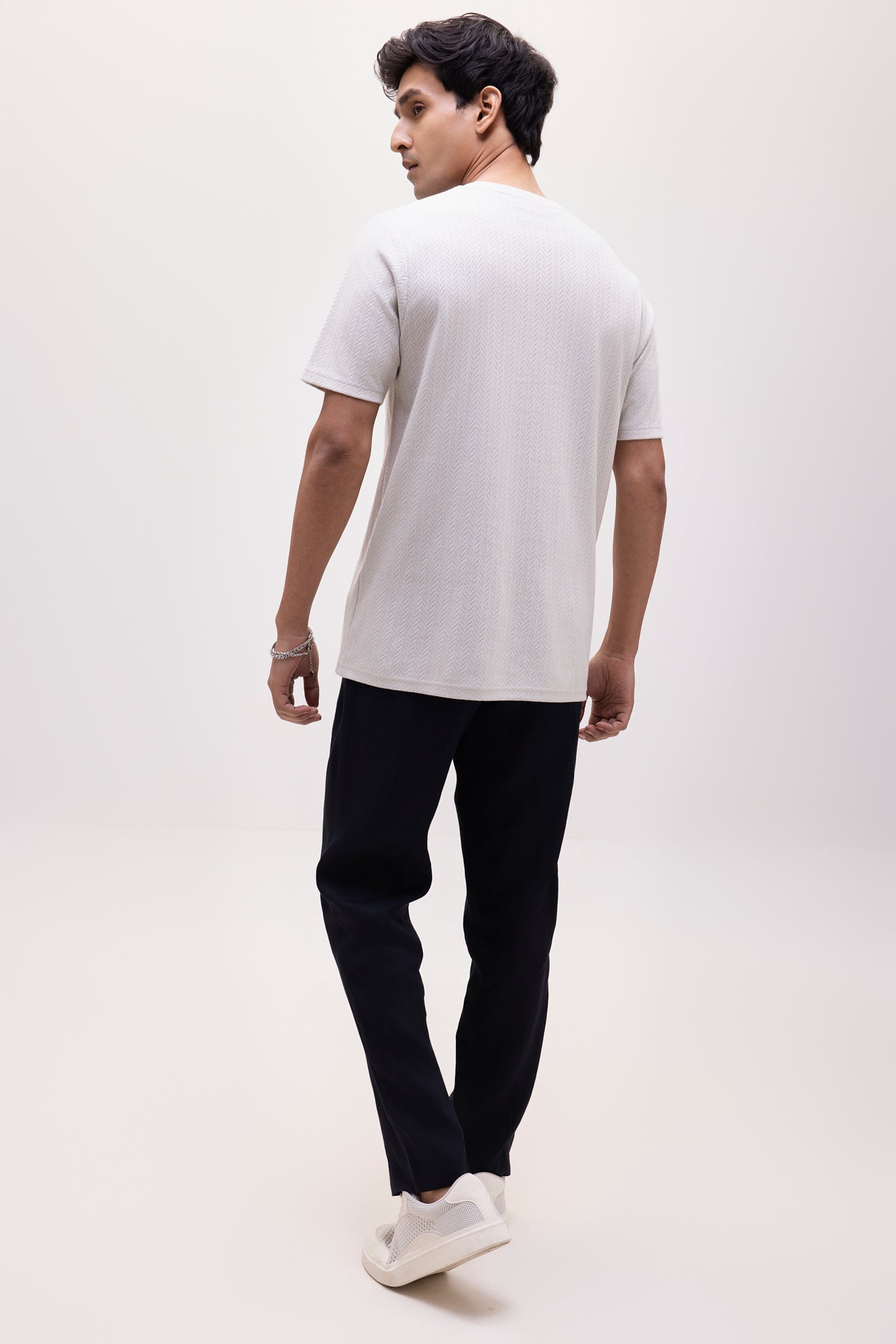 white-back3